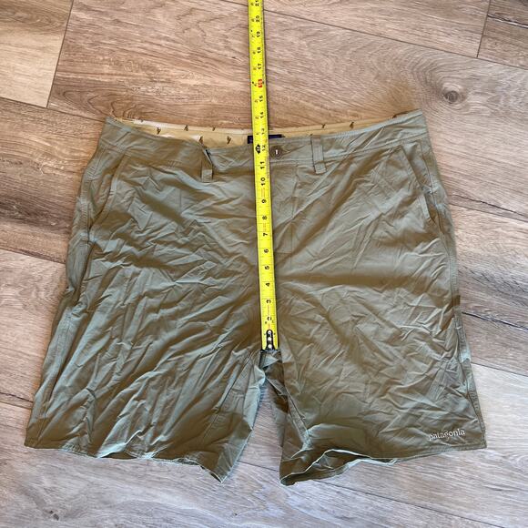PATAGONIA Men's Stretch Wavefarer Walk Shorts 20" Size 40 - Picture 4 of 9
